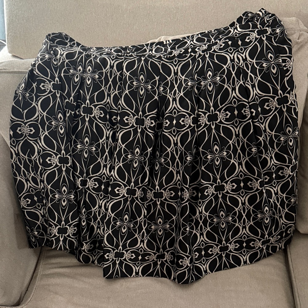 Mossimo Supply Co. Black and Cream Patterned A-Line Skirt